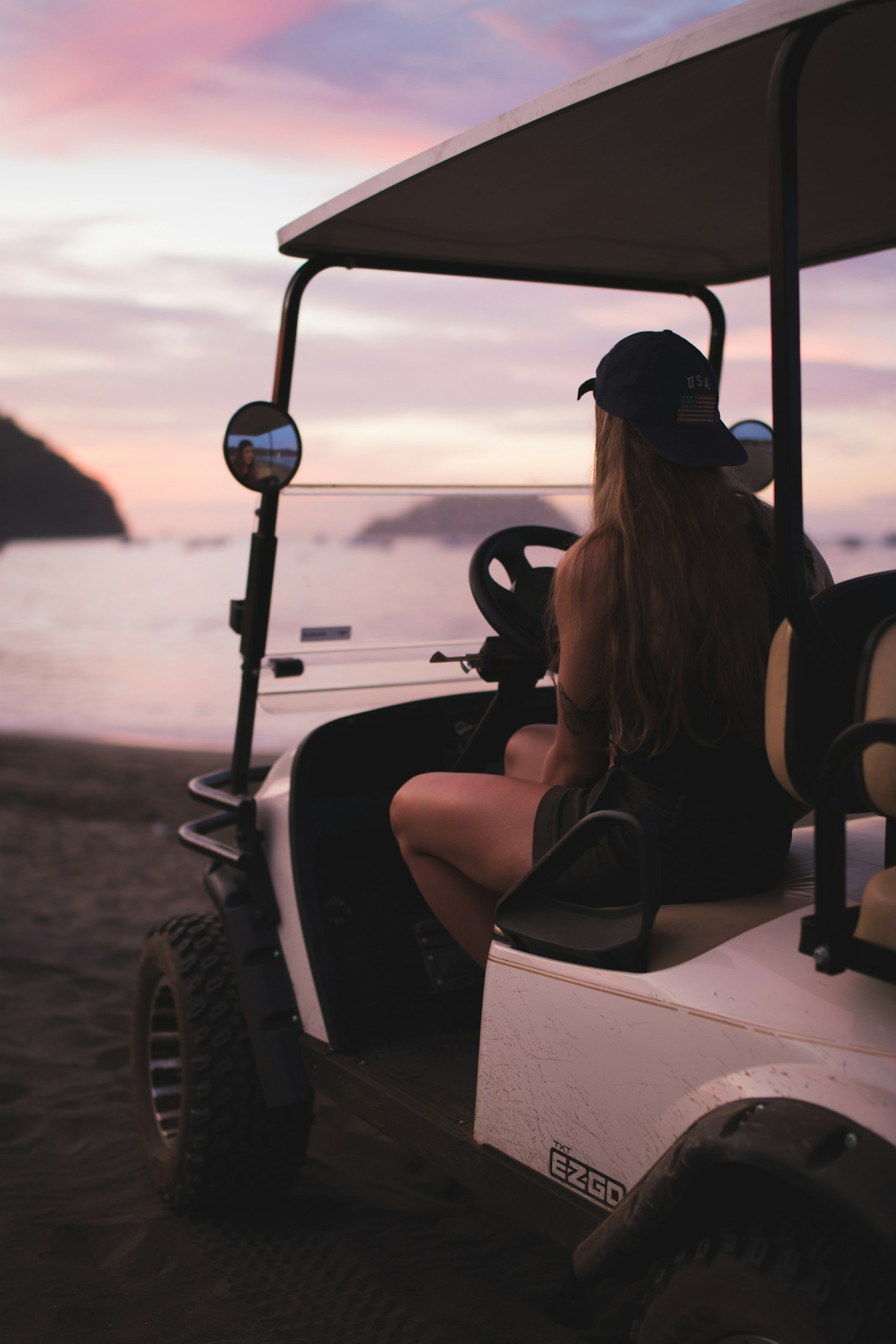 5 Must-Have Accessories for Golf Cart Owners